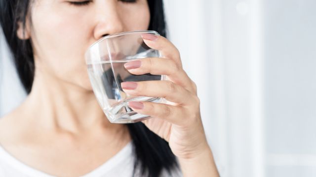 Top 10 Benefits of Drinking Enough Water Daily